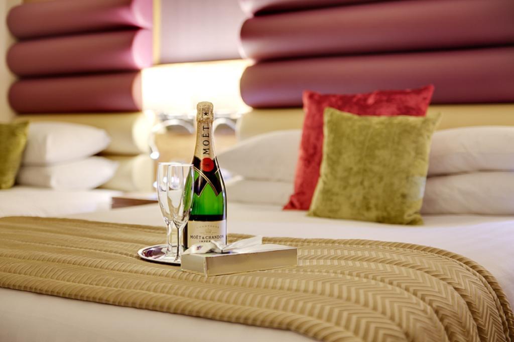 Lea Marston Hotel Sutton Coldfield Bagian luar foto