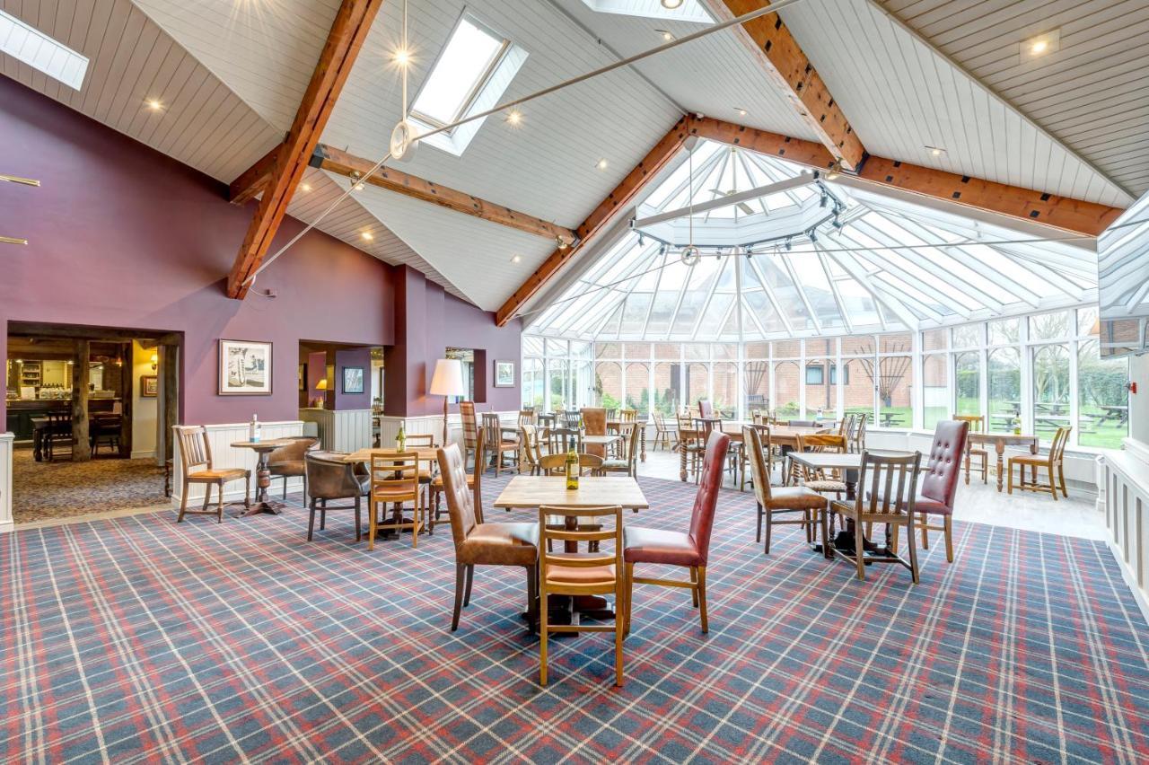 Lea Marston Hotel Sutton Coldfield Bagian luar foto